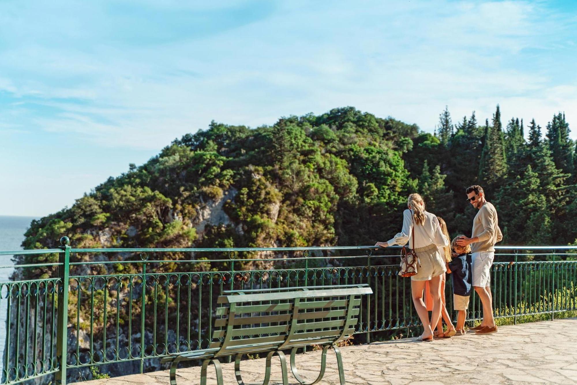 Resort Ikos Odisia Corfu (city)